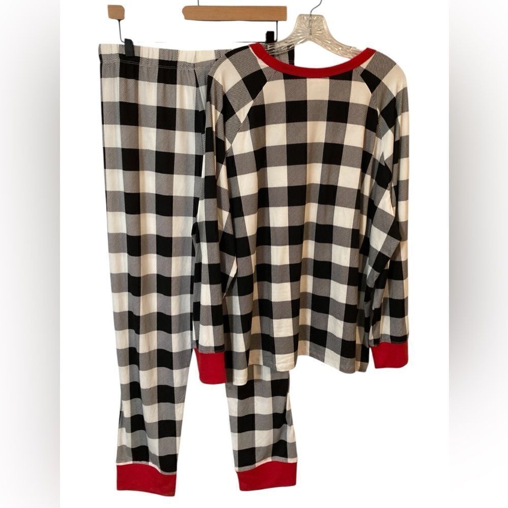 Holiday Time Pajamas Woman’s Size 3X / 22W-24W